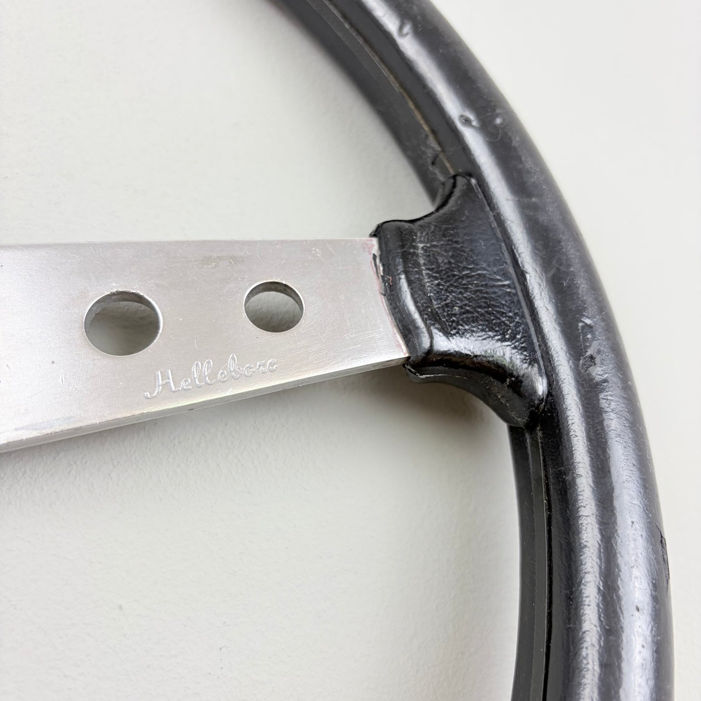 Hellebore 370 leather steering wheel (1966)