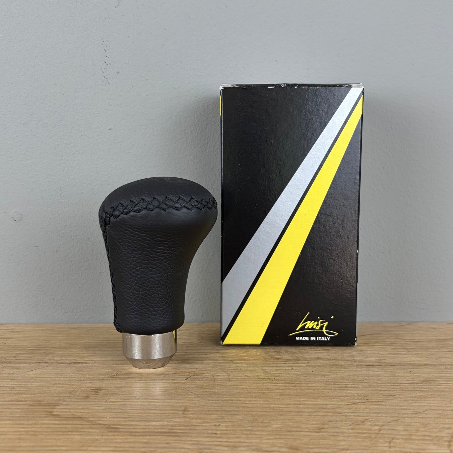 Luisi Corto shift knob black leather (NEW)