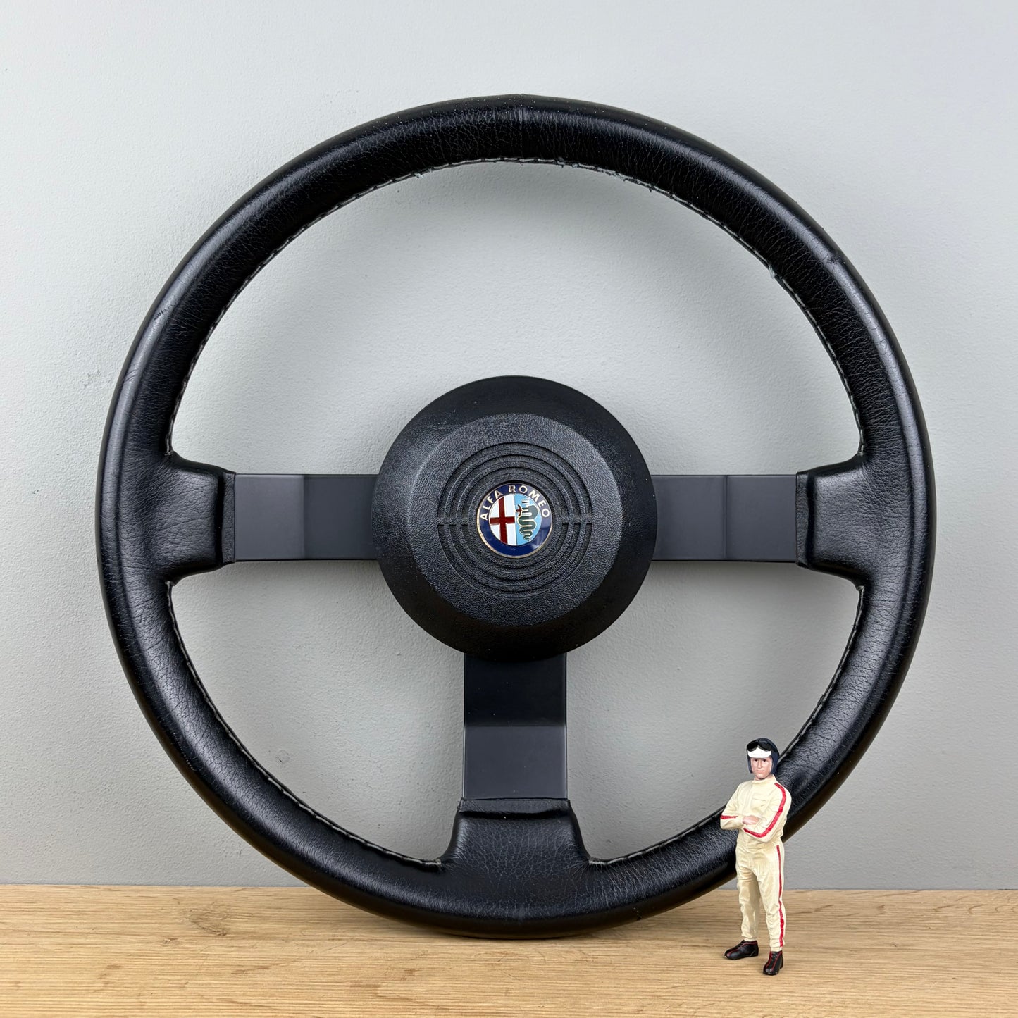 Alfa Romeo Spider / Alfetta GTV / GTV6 leather steering wheel (1984)
