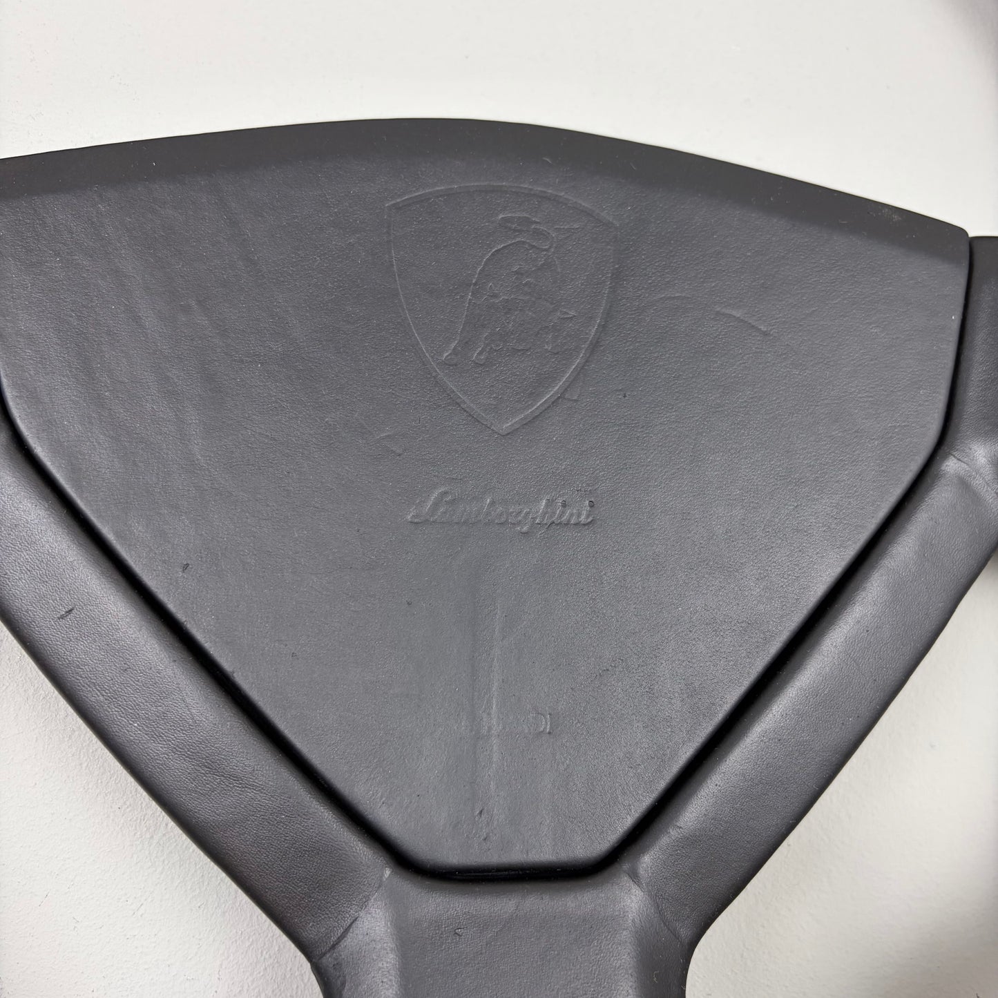 Nardi Techno Evolution Lamborghini Jalpa leather steering wheel (1985)