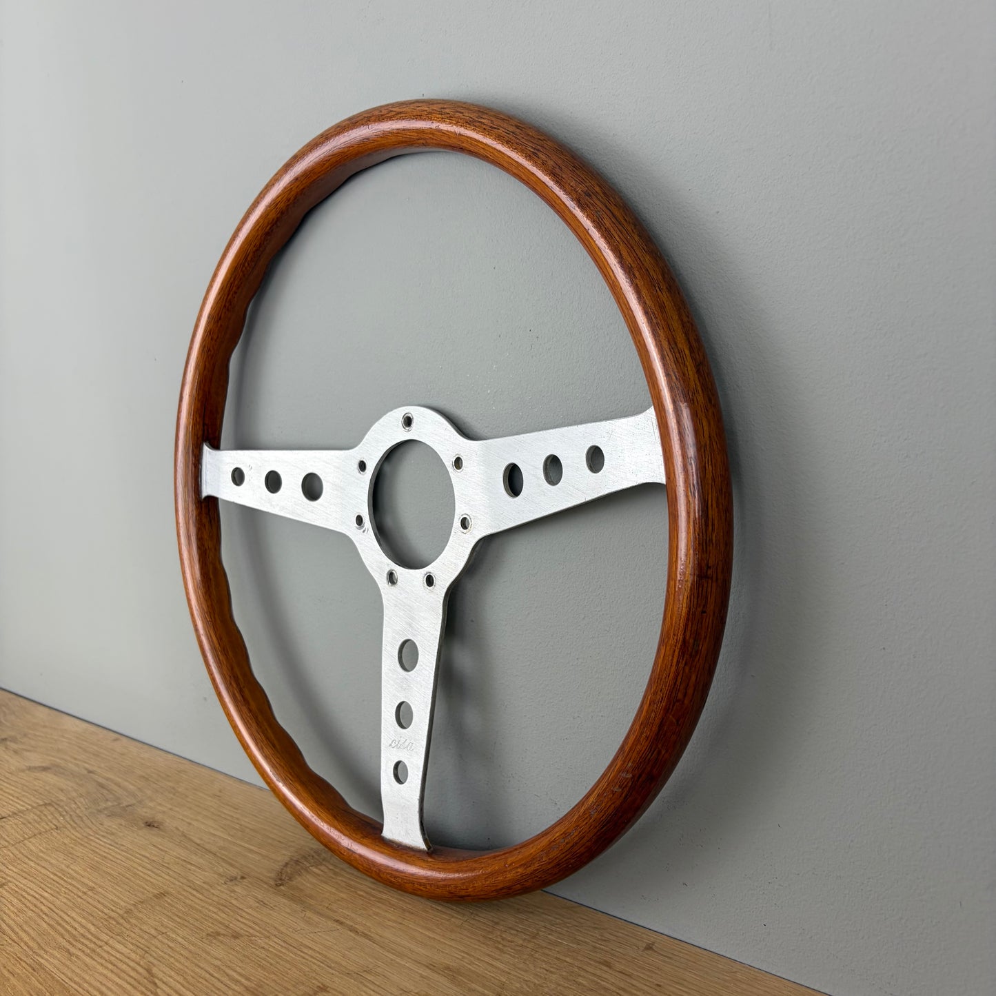 Cisa '70s classic wooden steering wheel (1978)
