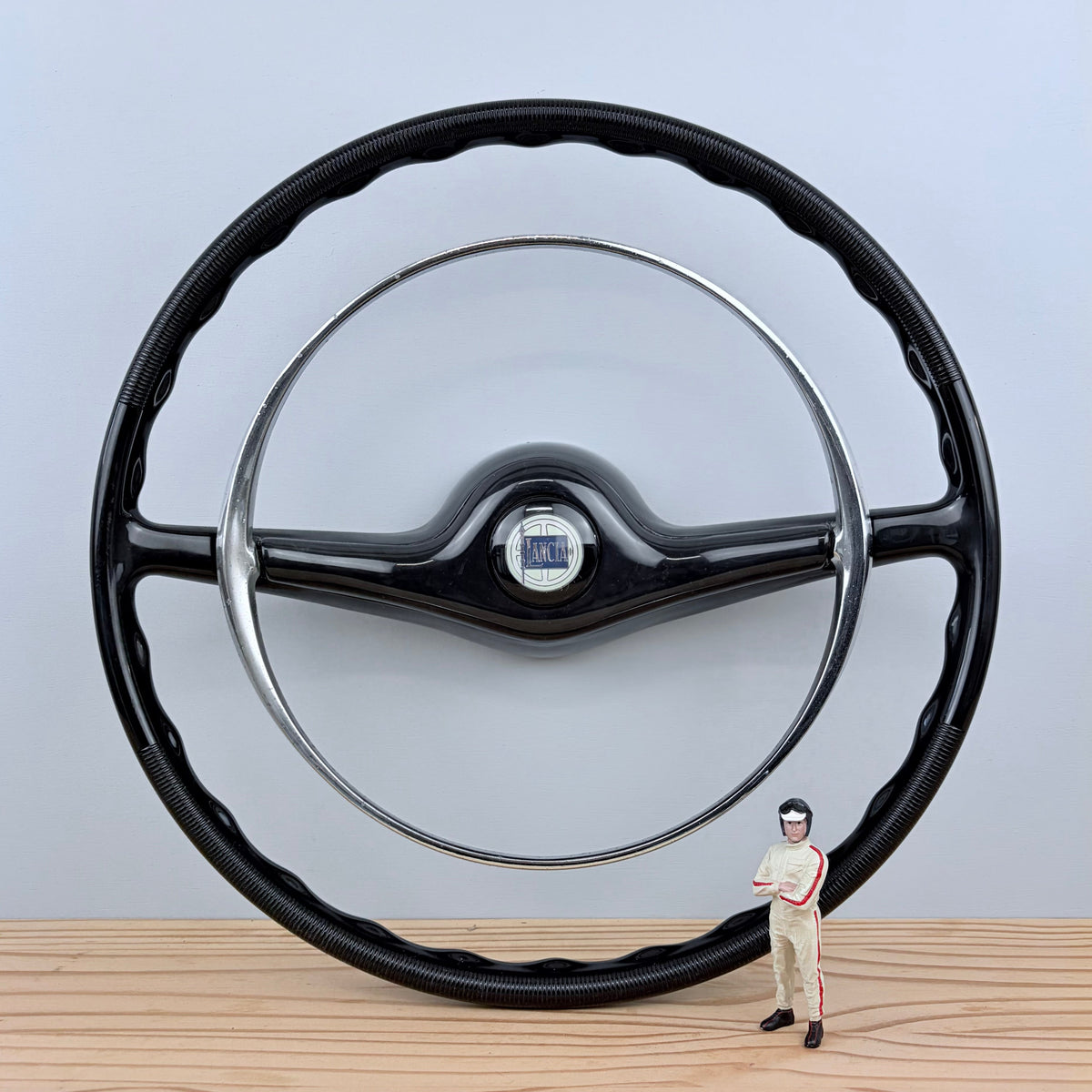 Lancia Flavia berlina steering wheel (1966)