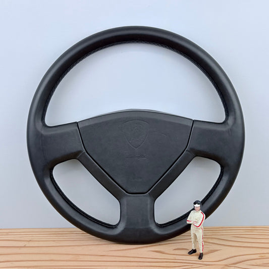 Nardi Techno Evolution Lamborghini Jalpa leather steering wheel (1985)