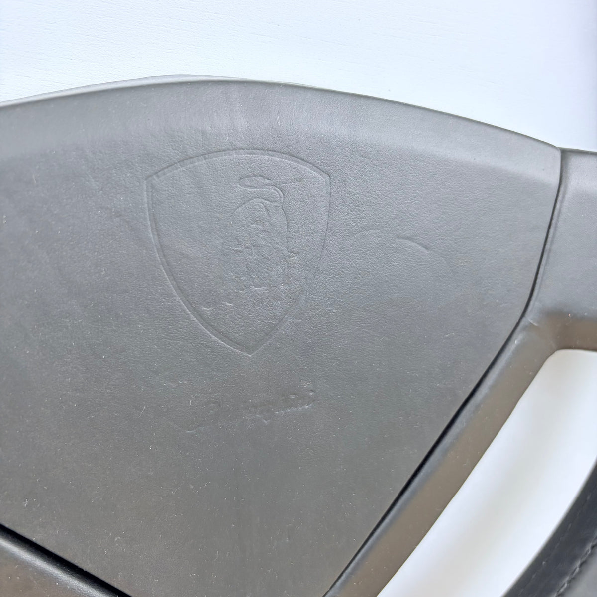 Nardi Techno Evolution Lamborghini Jalpa leather steering wheel (1985)