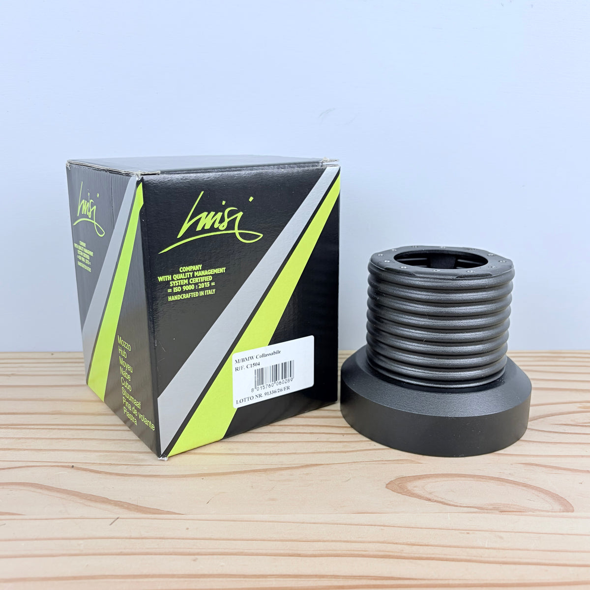 BMW E28 steering wheel hub adapter Luisi C1504 (NEW)